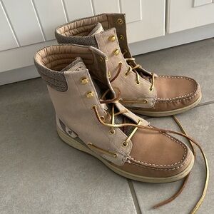 Sperry topsider boots